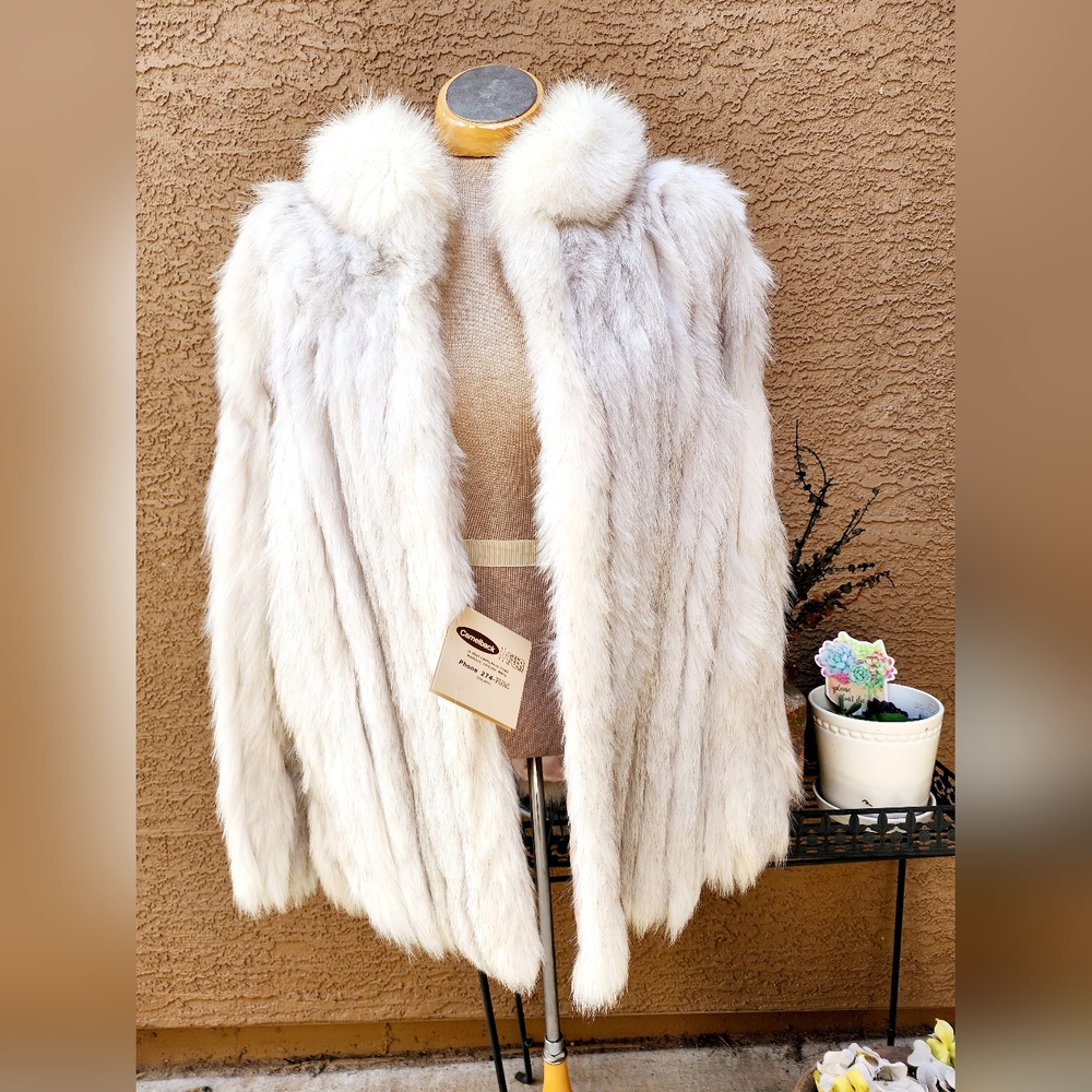 Genuine fox fur vingage coat size large